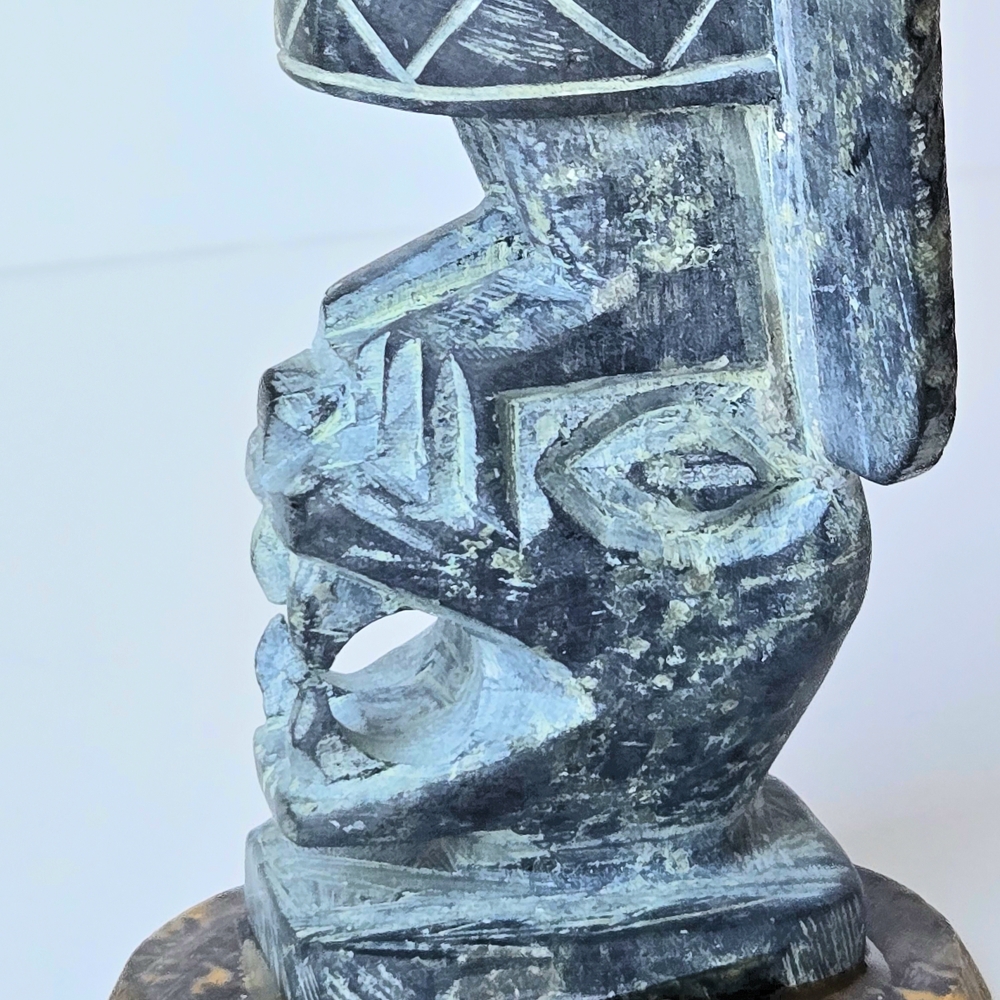 VTG Carved Green Stone Totem Sculpture-Eagle Warrior Snake w Petrified Wood Base - Picture 7 of 11